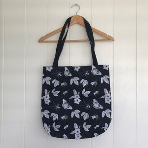 KĒHAU NŌʻEAU black tote bag